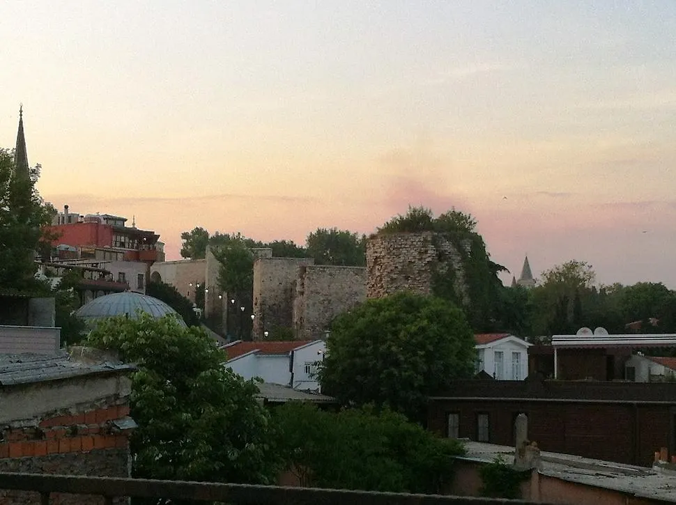 Spinel Hotel - Old City Istanbul
