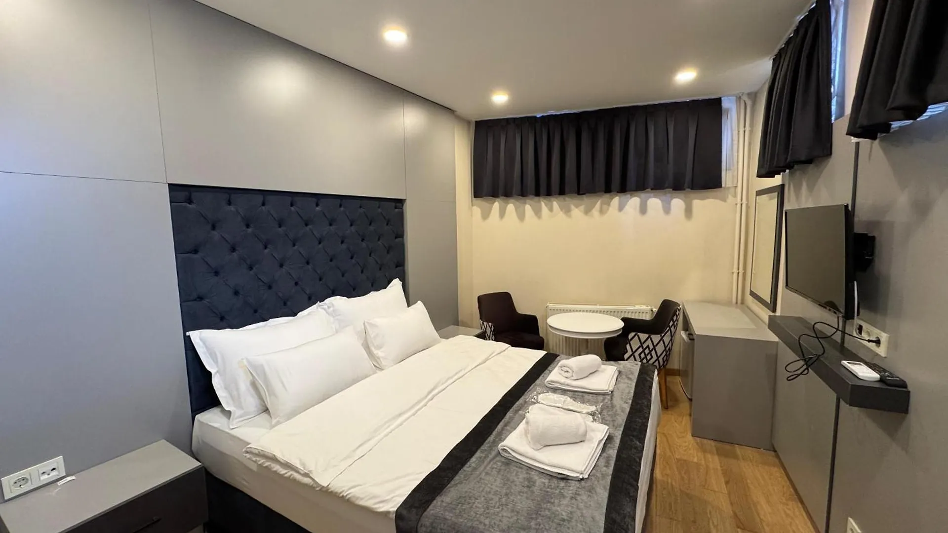Spinel Hotel - Old City Istanbul
