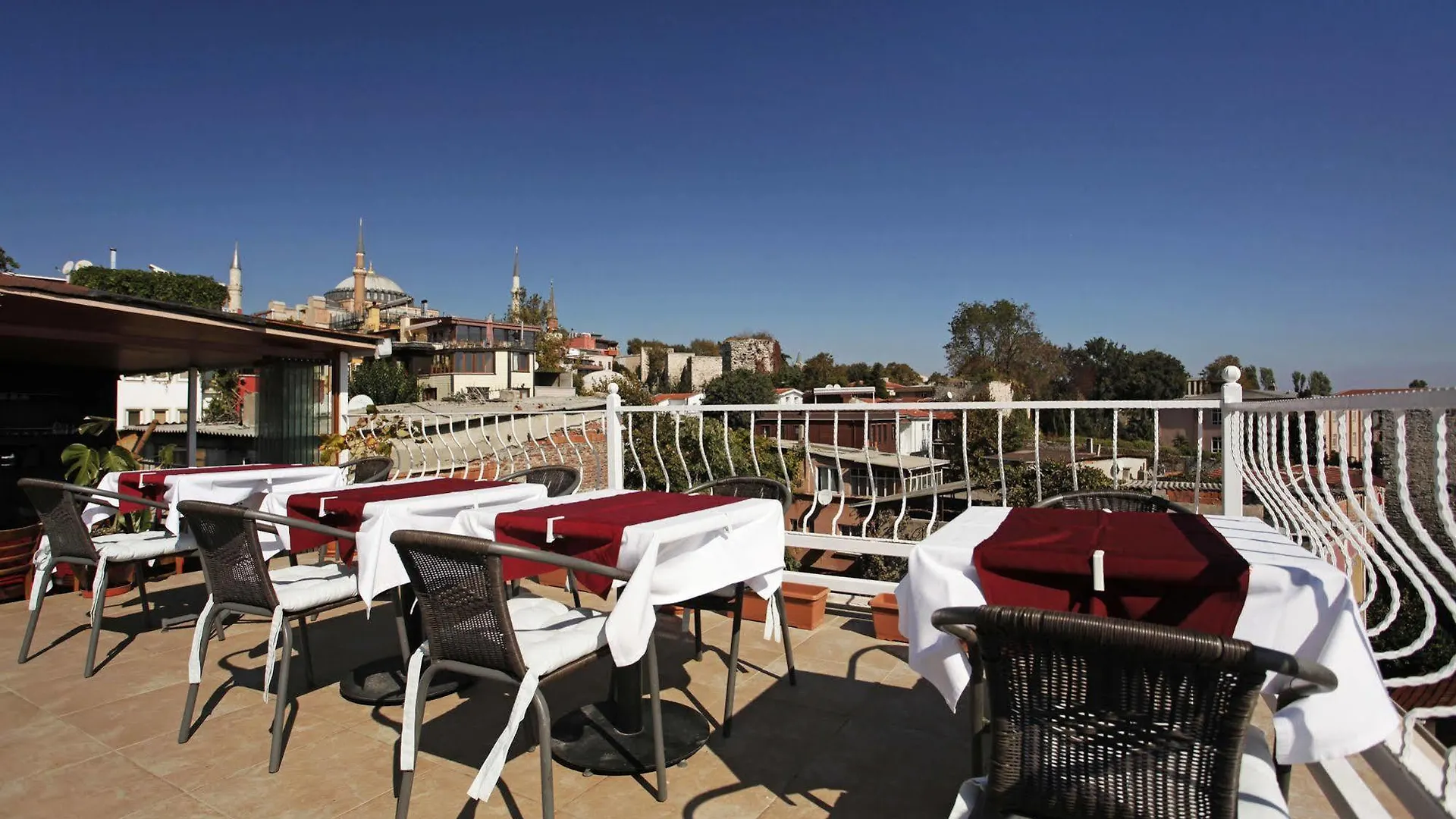 Spinel Hotel - Old City Istanbul